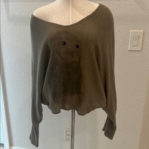 Millau Olive Green Sweater with Owl Design